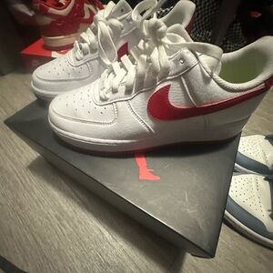 Nike White Sneakers with Neon Yellow Insole